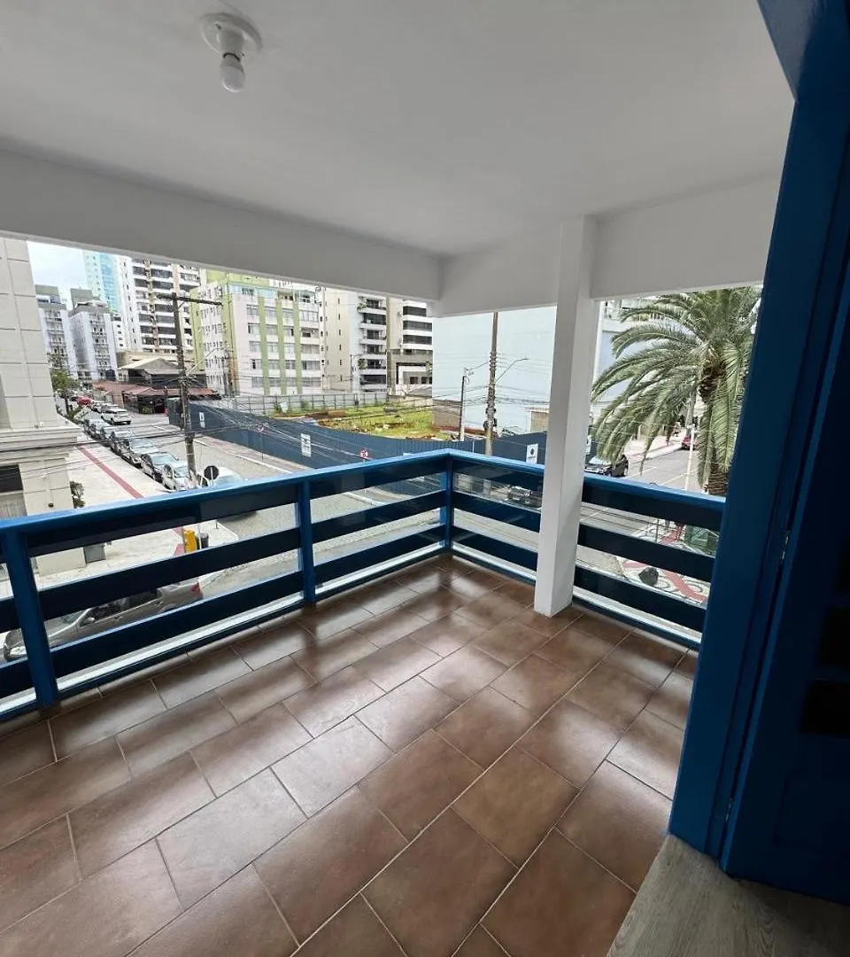 ホームステイ Pousada Casa Grecia Balneário Camboriú ブラジル